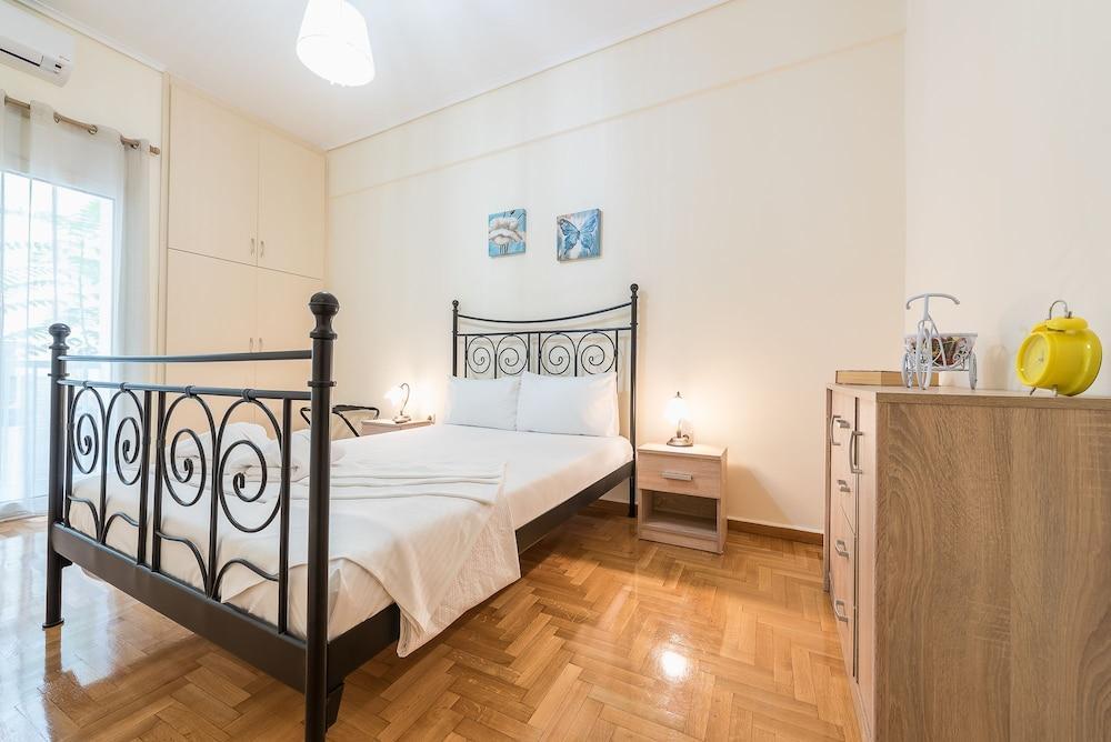 Elegant Home In Quiet Street By Cloudkeys Athen Eksteriør billede